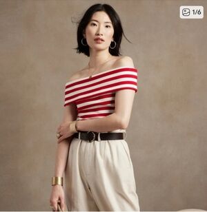 New Banana Republic Red and White Striped Top Sz Large